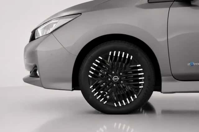 Nissan Leaf (2022) thumbnail 6