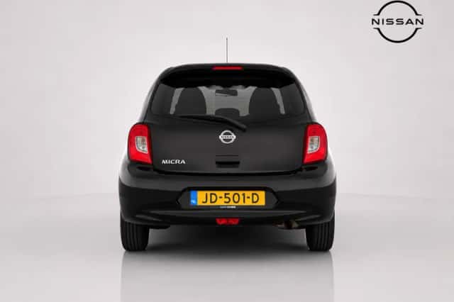 Nissan Micra (2016) thumbnail 4