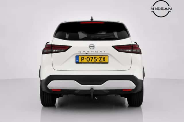 Nissan Qashqai (2022) thumbnail 5