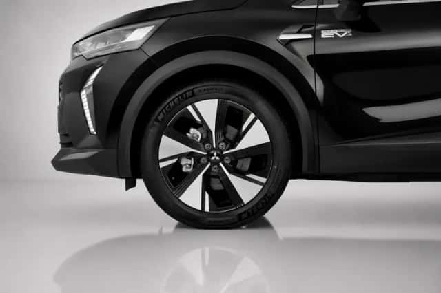 Mitsubishi Grandis (2026) thumbnail 5
