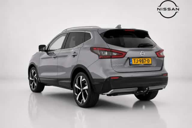 Nissan Qashqai (2018) thumbnail 3