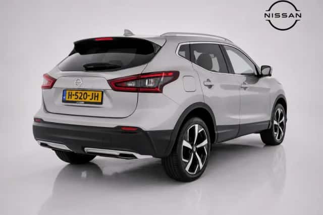 Nissan Qashqai (2020) thumbnail 3