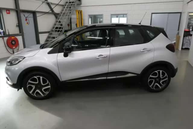 Renault Captur (2019) thumbnail 5
