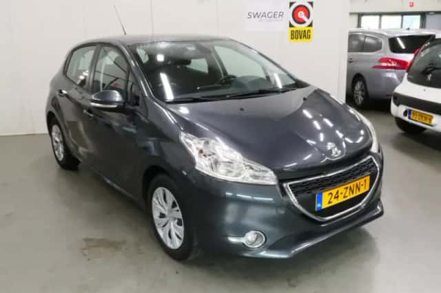 Peugeot 208 (2013) thumbnail 2