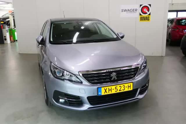 Peugeot 308 (2019) thumbnail 1