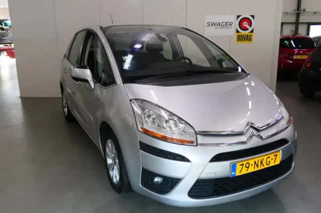Citroën C4 Picasso (2010) thumbnail 1