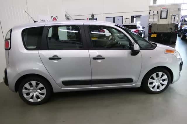 Citroën C3 Picasso (2011) thumbnail 2