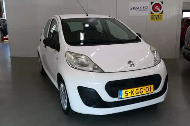 Peugeot 107 (2013) thumbnail 1