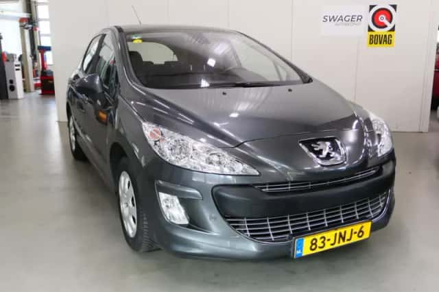 Peugeot 308 (2009) thumbnail 1