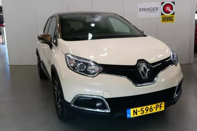 Renault Captur (2016) thumbnail 1