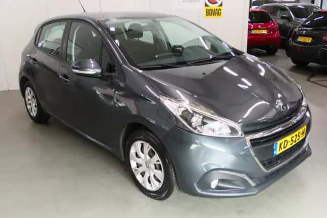 Peugeot 208 (2016) thumbnail 2