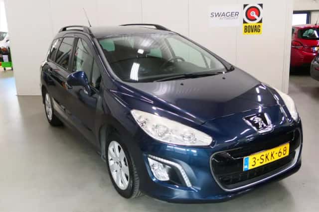 Peugeot 308 (2013) thumbnail 1