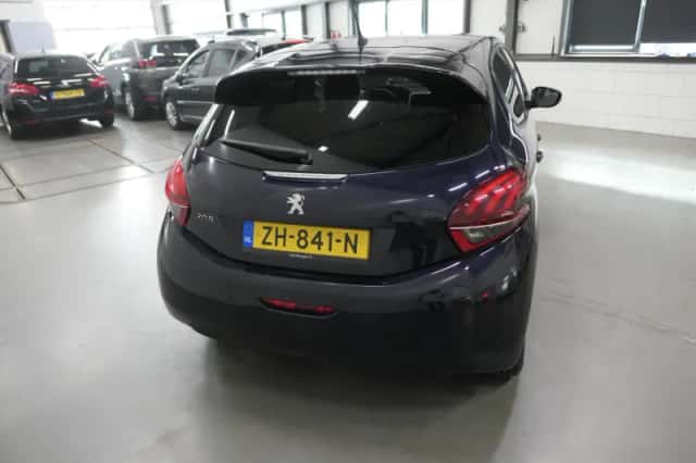 Peugeot 208 (2019) thumbnail 5
