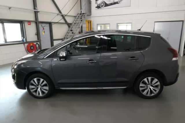 Peugeot  (2016) thumbnail 6
