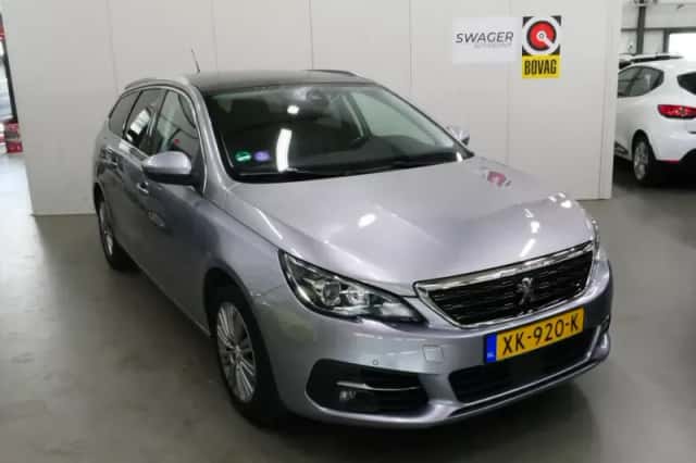 Peugeot 308 (2019) thumbnail 1