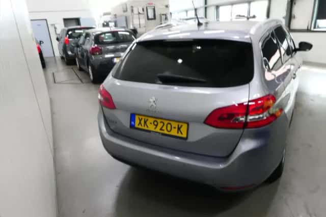 Peugeot 308 (2019) thumbnail 6