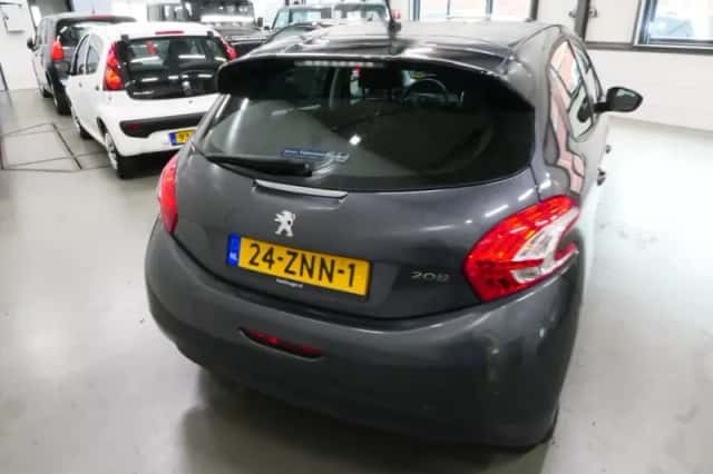 Peugeot  (2013) thumbnail 5