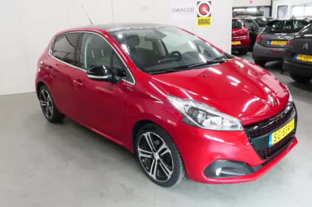 Peugeot 208 (2018) thumbnail 2