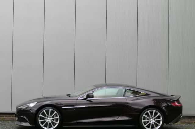 Aston Martin Vanquish (2013) thumbnail 5