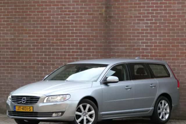 Volvo V70 (2016) thumbnail 1