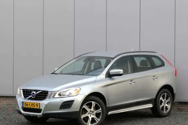 Volvo XC60 (2010) thumbnail 1