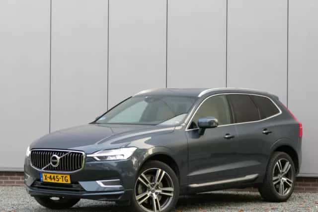 Volvo XC60 (2019) thumbnail 1