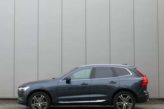 Volvo XC60 (2019) thumbnail 5