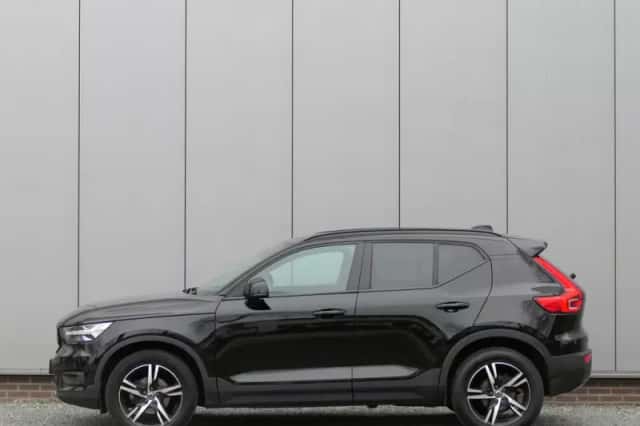 Volvo XC40 (2021) thumbnail 5