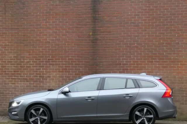 Volvo V60 (2016) thumbnail 5