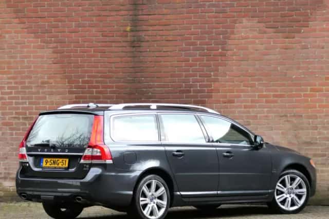 Volvo V70 (2013) thumbnail 2