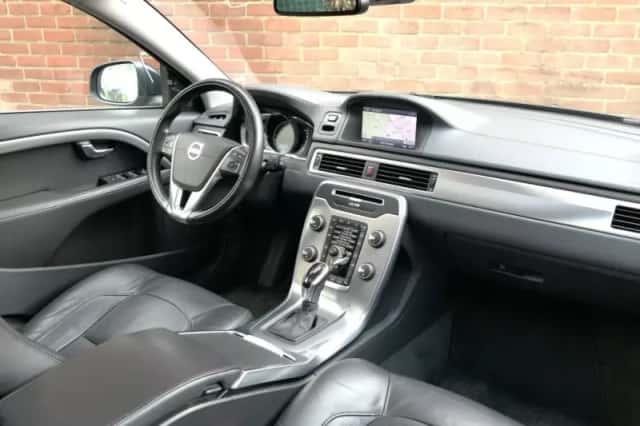 Volvo V70 (2013) thumbnail 3