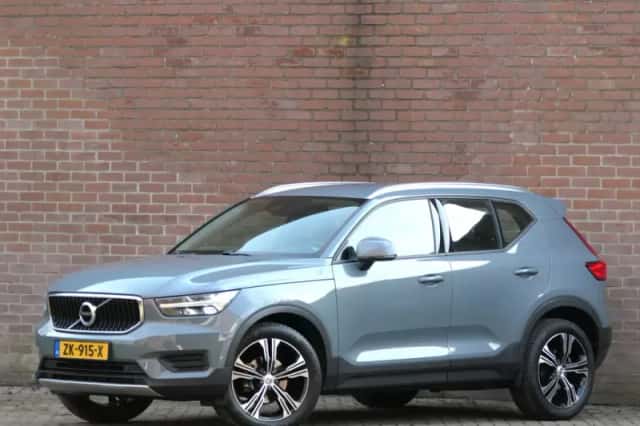 Volvo XC40 (2019) thumbnail 1