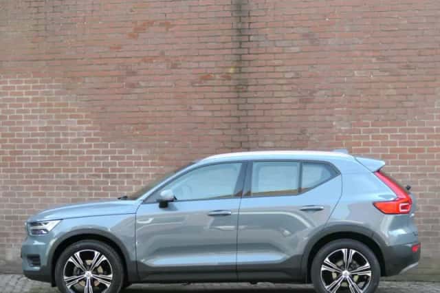 Volvo XC40 (2019) thumbnail 4
