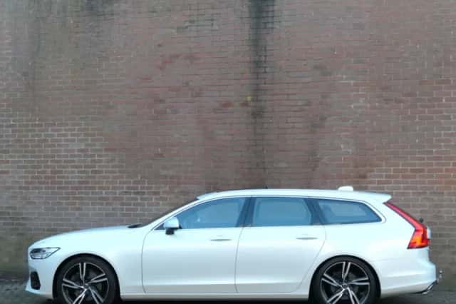 Volvo V90 (2018) thumbnail 5