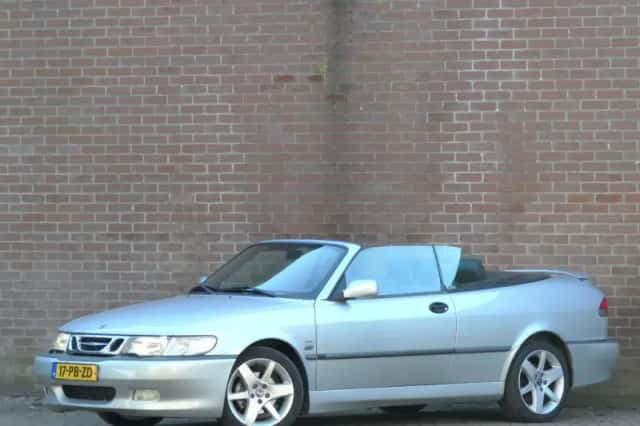 Saab 9-3 (2002) thumbnail 1