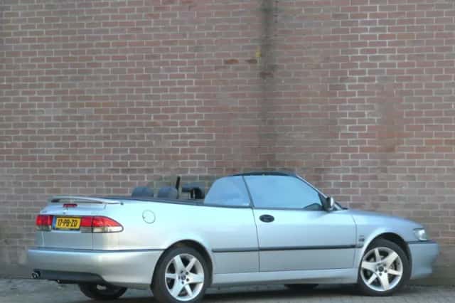 Saab 9-3 (2002) thumbnail 3