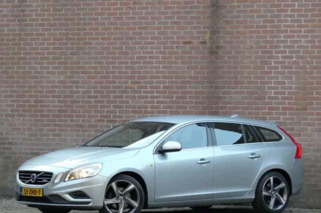 Volvo V60 (2012) thumbnail 1