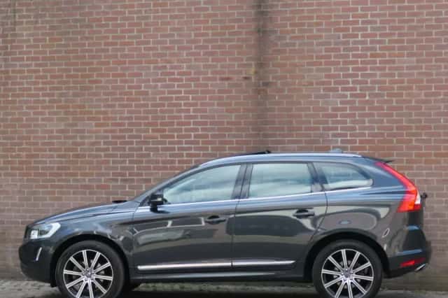 Volvo XC60 (2016) thumbnail 5