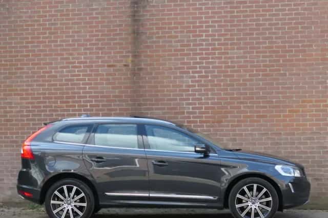 Volvo XC60 (2016) thumbnail 6
