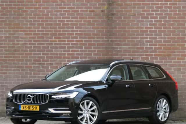 Volvo V90 (2016) thumbnail 1