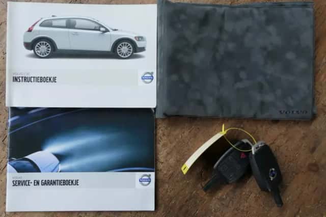 Volvo C30 (2007) thumbnail 4