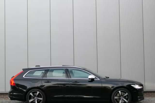 Volvo V90 (2017) thumbnail 6