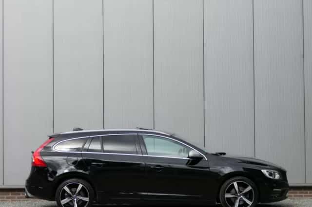 Volvo V60 (2018) thumbnail 6