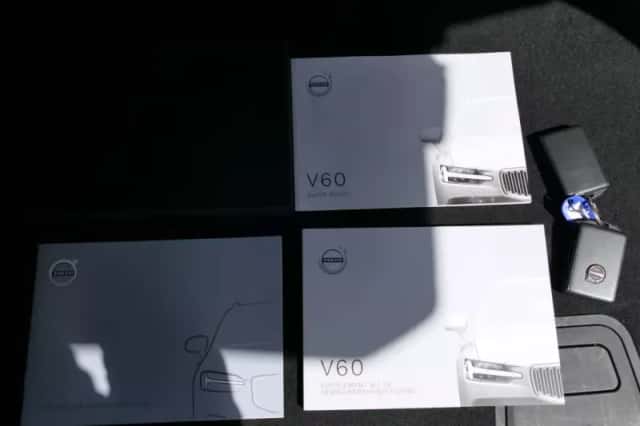 Volvo V60 (2020) thumbnail 4
