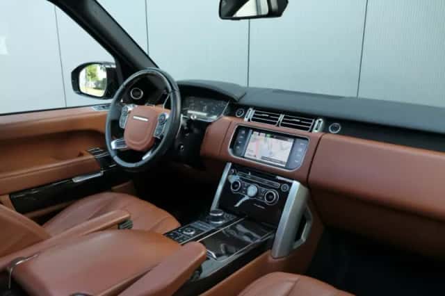 Land Rover Range Rover (2014) thumbnail 3