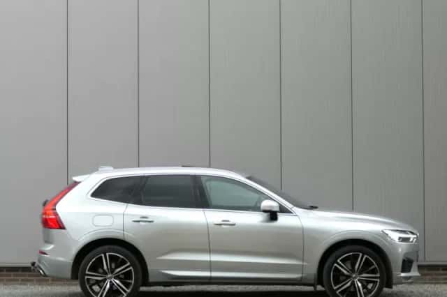 Volvo XC60 (2017) thumbnail 6