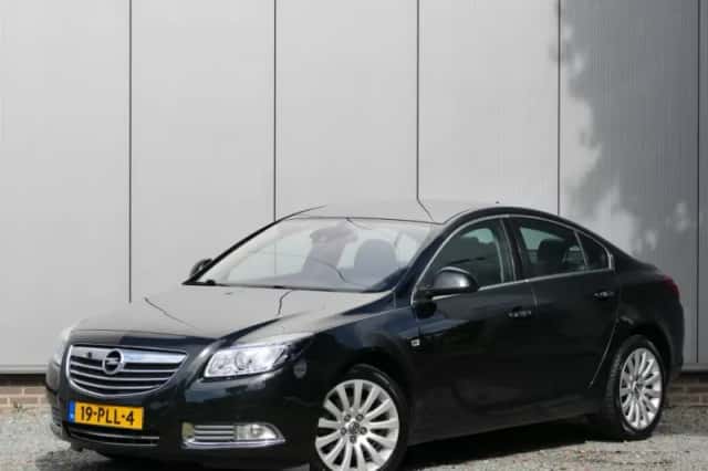Opel Insignia (2011) thumbnail 1