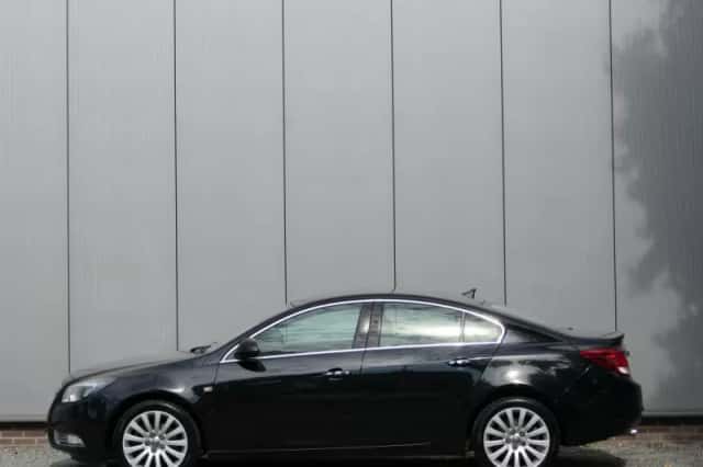 Opel Insignia (2011) thumbnail 4