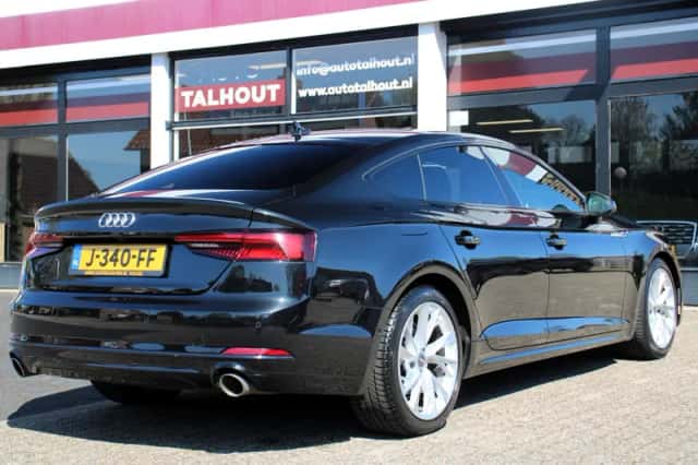 Audi A5 (2019) thumbnail 3