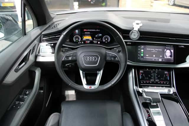 Audi Q7 (2021) thumbnail 5